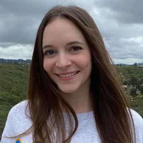 Headshot photo of Taylor Newville